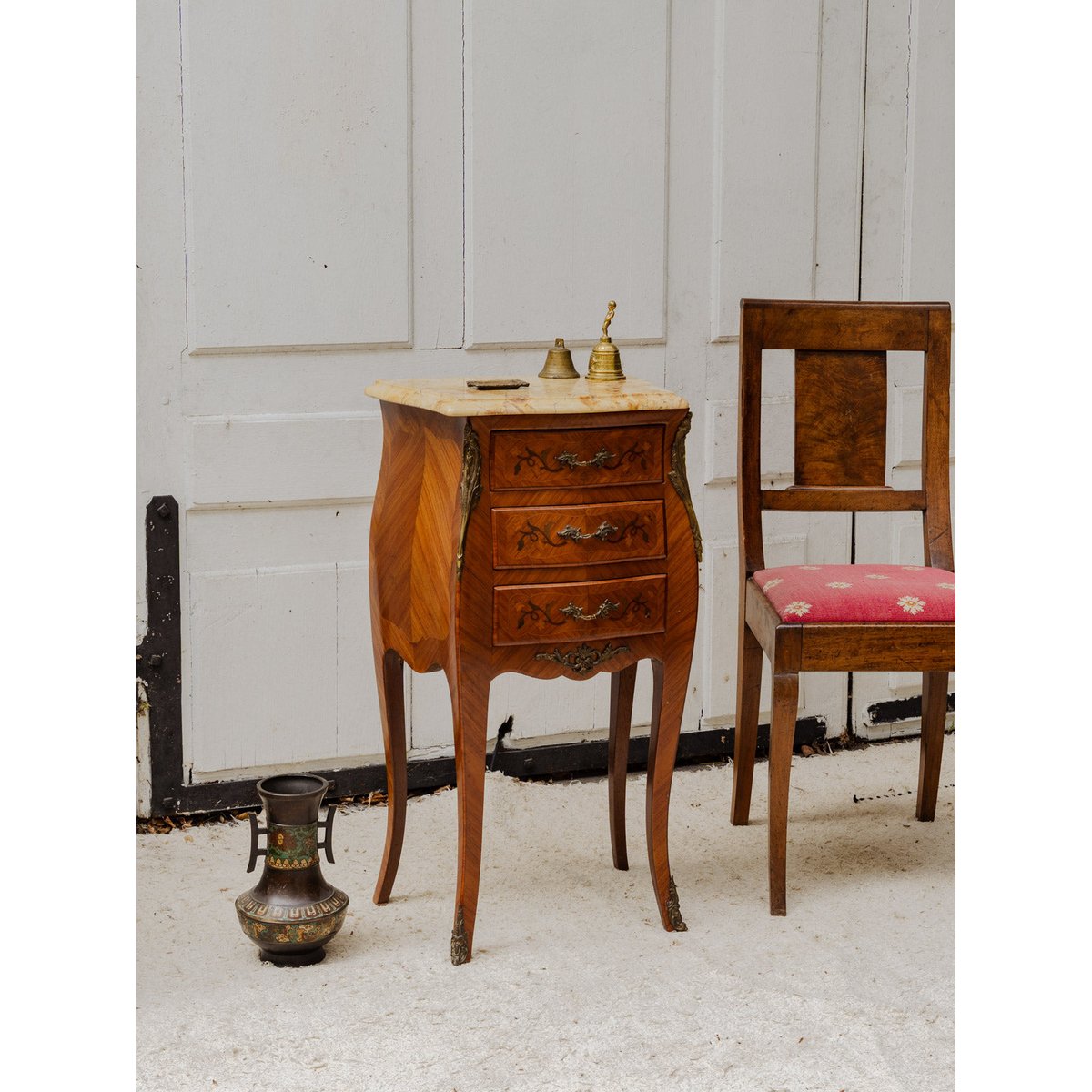 Meuble d'appoint en bois et marbre Francine N°963 - Bon état bois foncé, DEBONGOUT