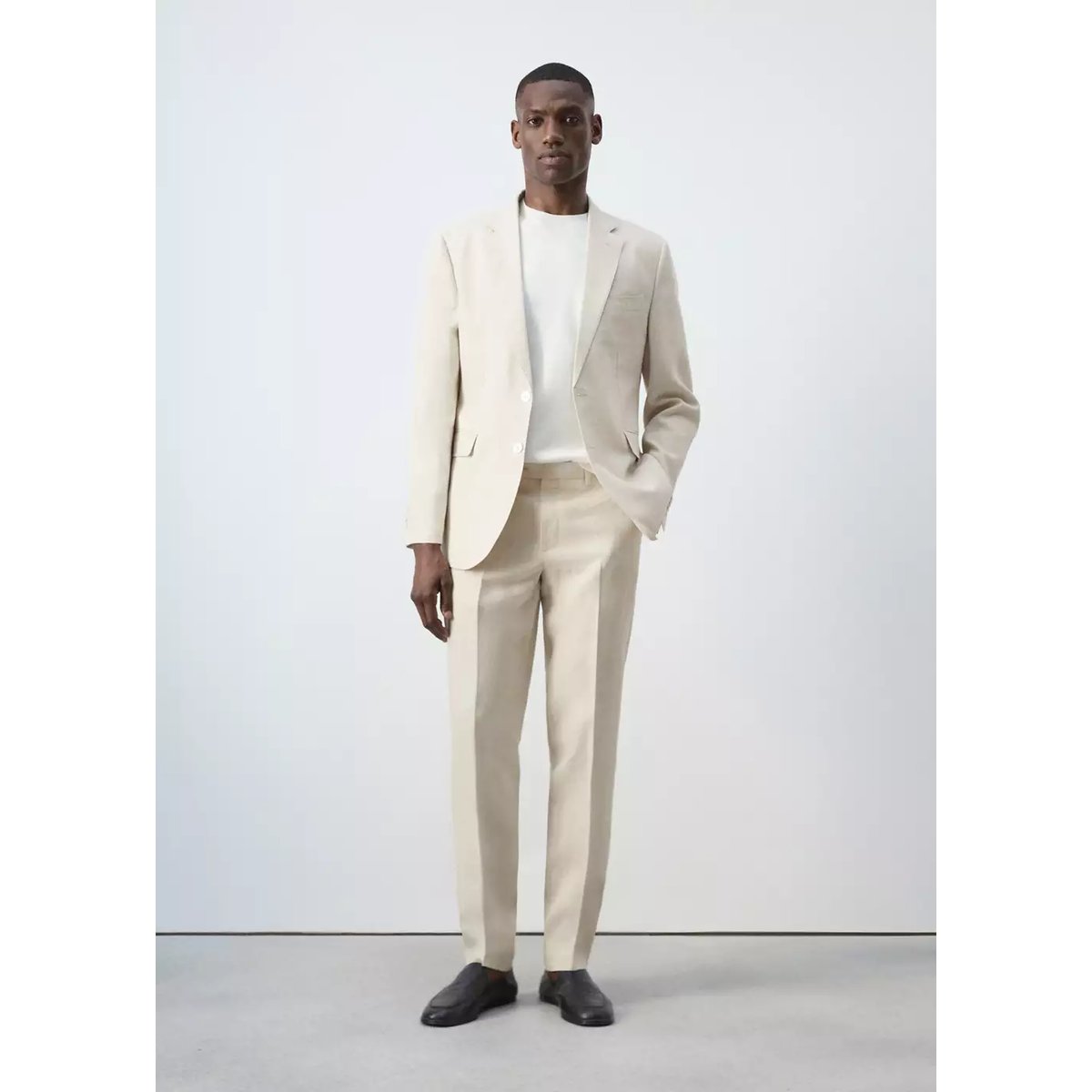 Pantalon costume Amalfi 100 % lin slim-fit écru, MANGO MAN