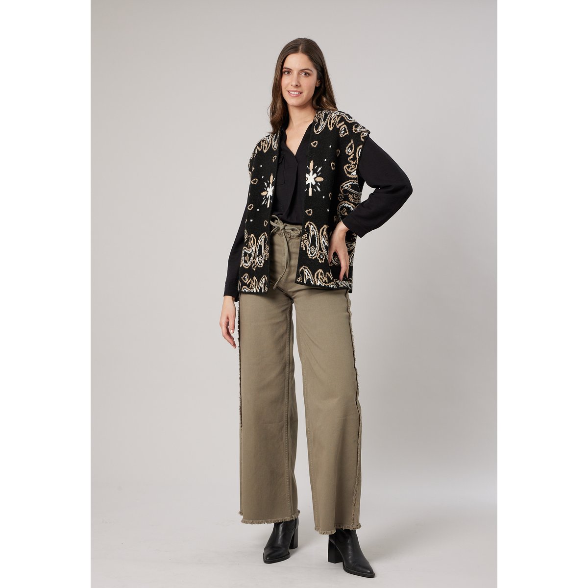 Gilet ample sans manches femme maille jacquard esprit bandana MIRELLA black, DEELUXE