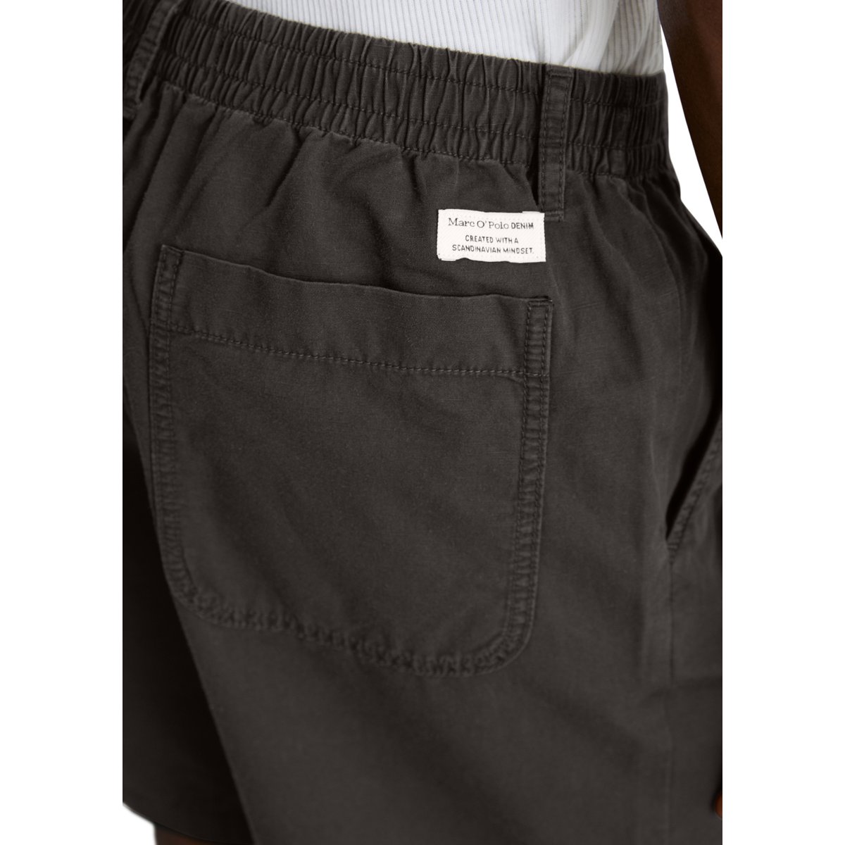 Short modèle Filip relaxed en coton bio et en lin gris foncé, MARC O’POLO DENIM