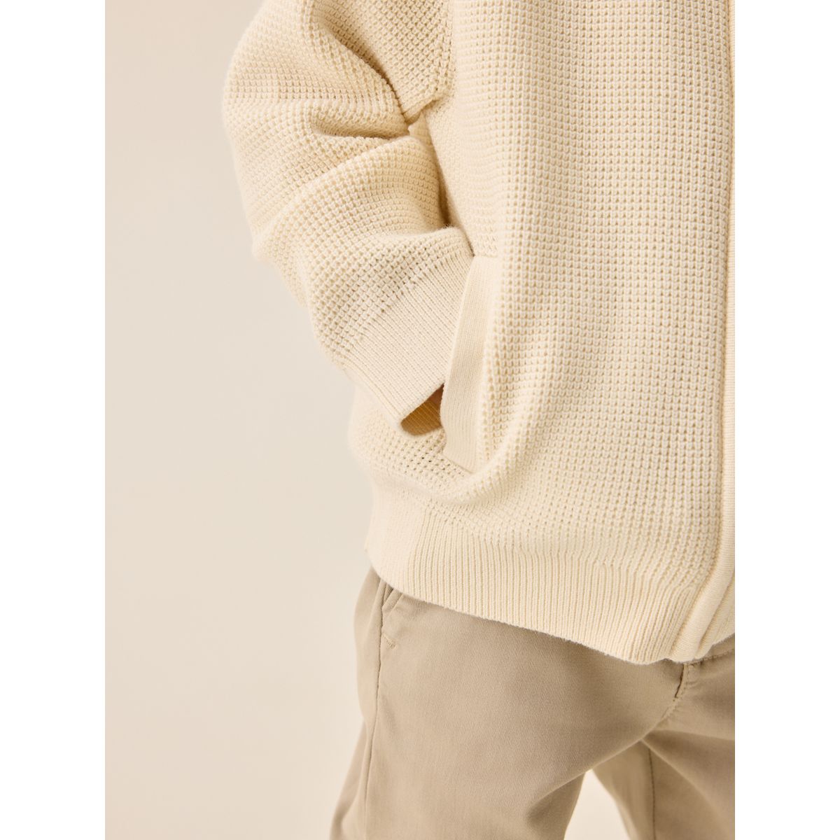 Cardigan zippé en maille texturée écru, NEXT