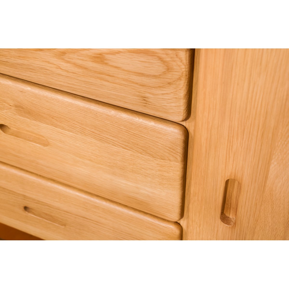 Buffet en chêne KADRELL bois clair, PRODUIT INTERIEUR BRUT