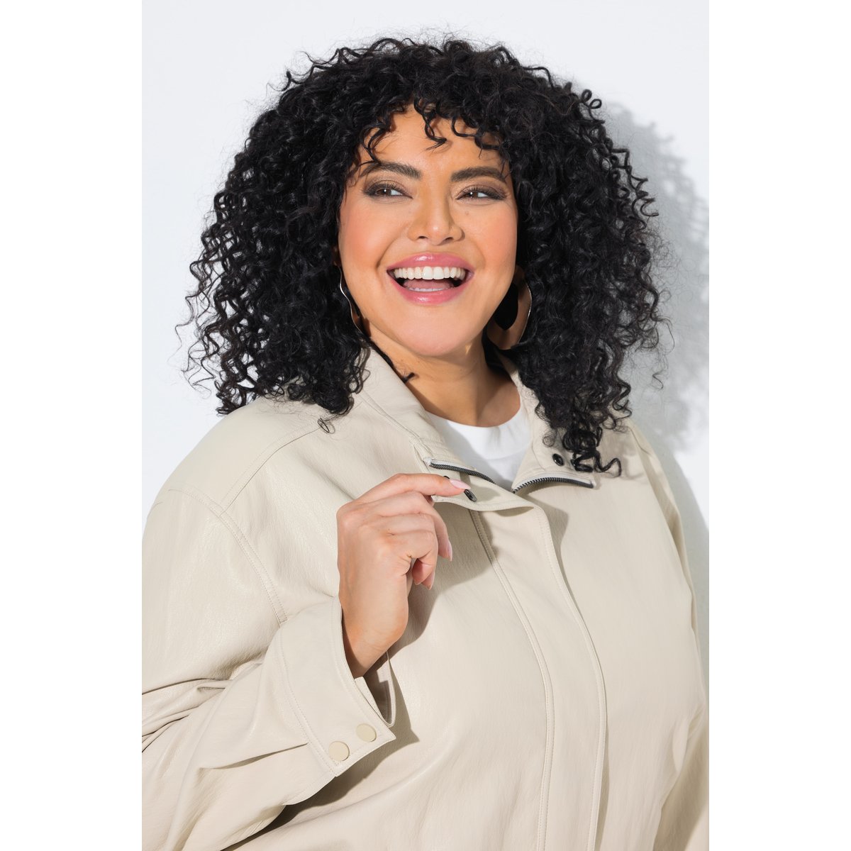 Veste de motard/perfecto en simili gris beige, ULLA POPKEN