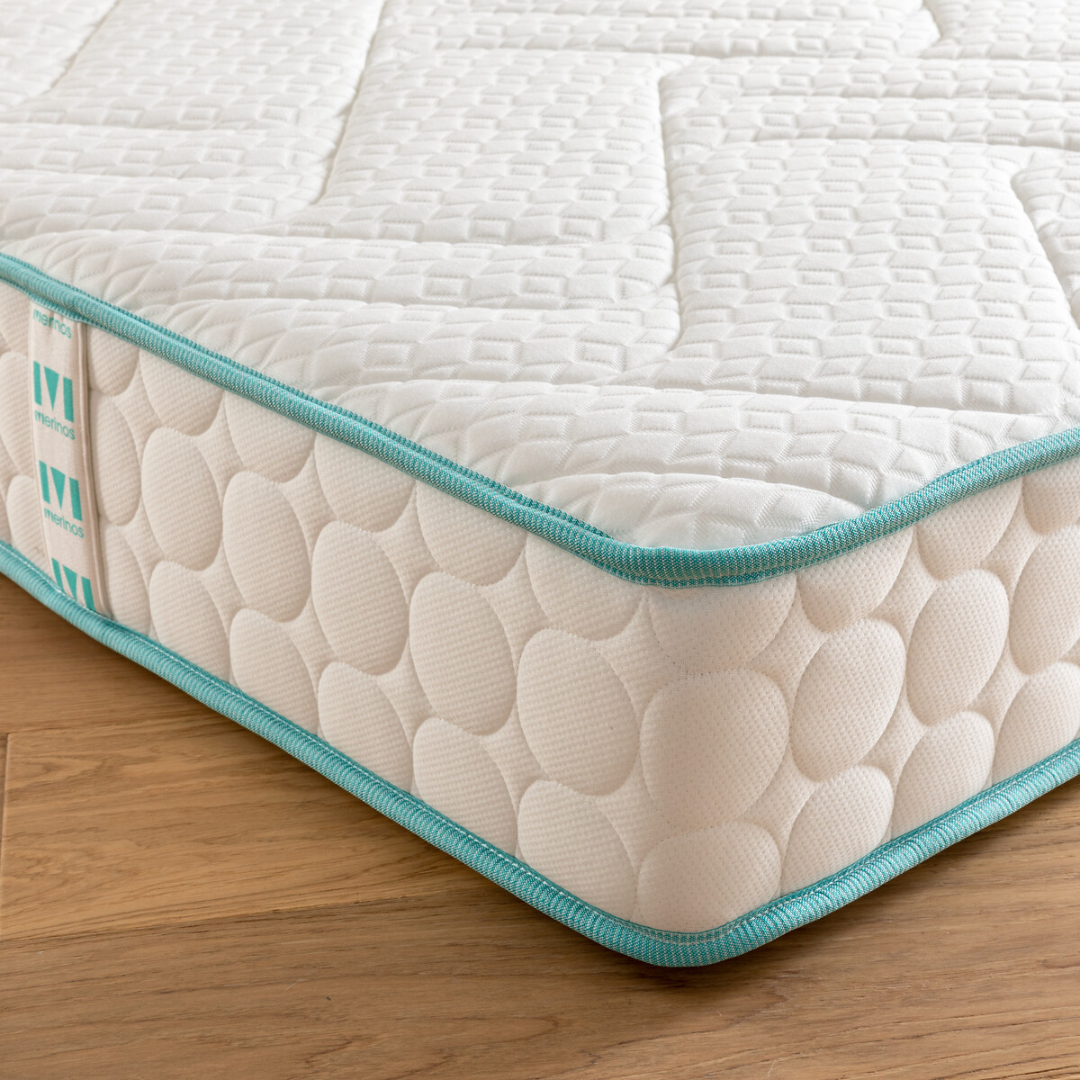 Schuimmatras, groot comfort+Visco Le Tout Tonique wit/blauw, MERINOS