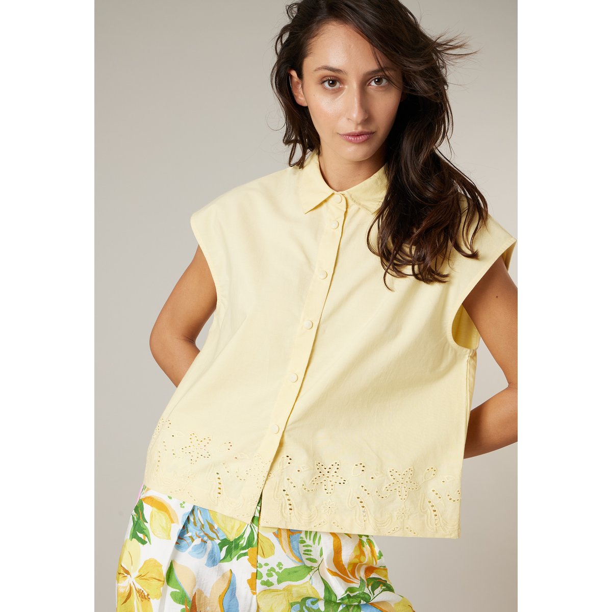 Chemise manches courtes femme en coton LORDIA light yellow, DEELUXE