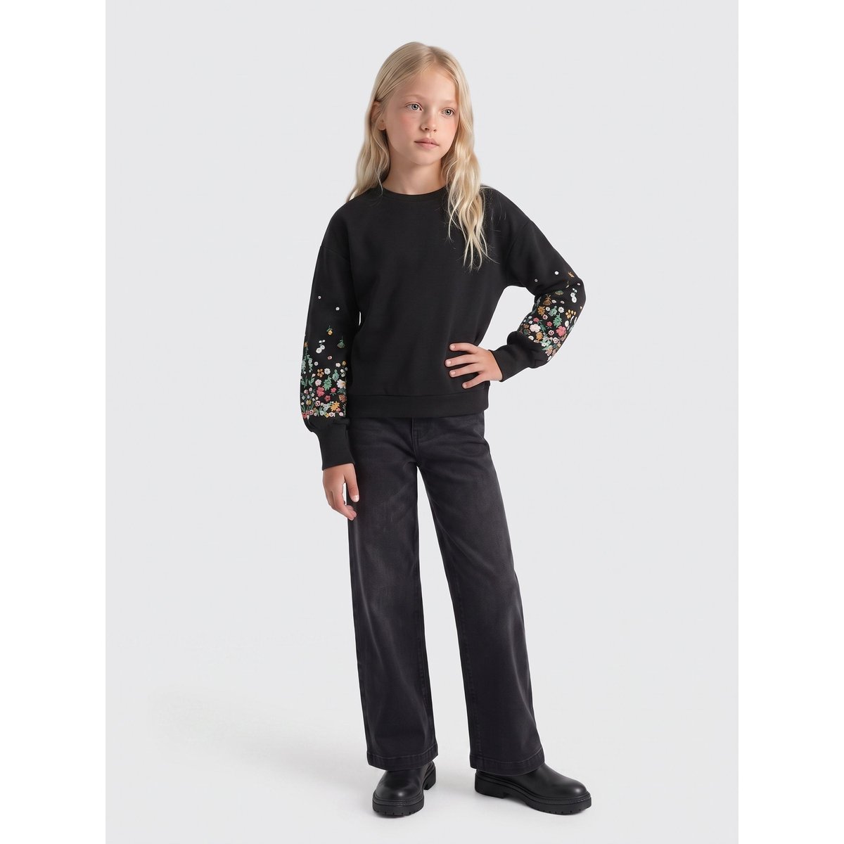Sweat-Shirt black 1, KIDS ONLY