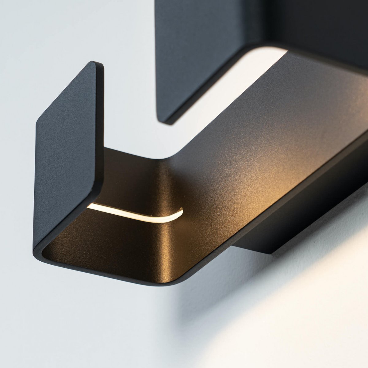 Applique murale LED design - FOSS noir, KOSILUM