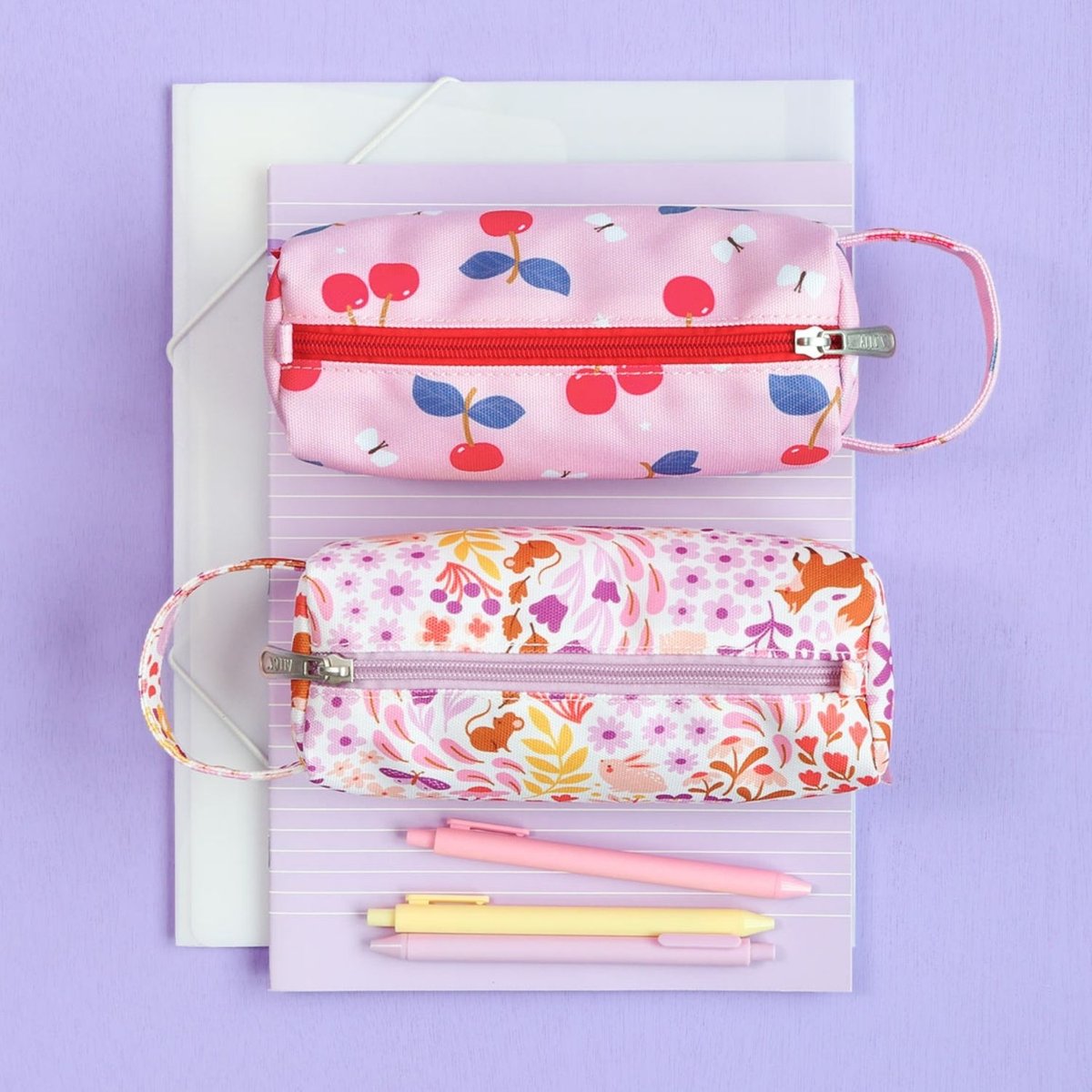 Trousse violet, blanc, jaune, A LITTLE LOVELY COMPANY
