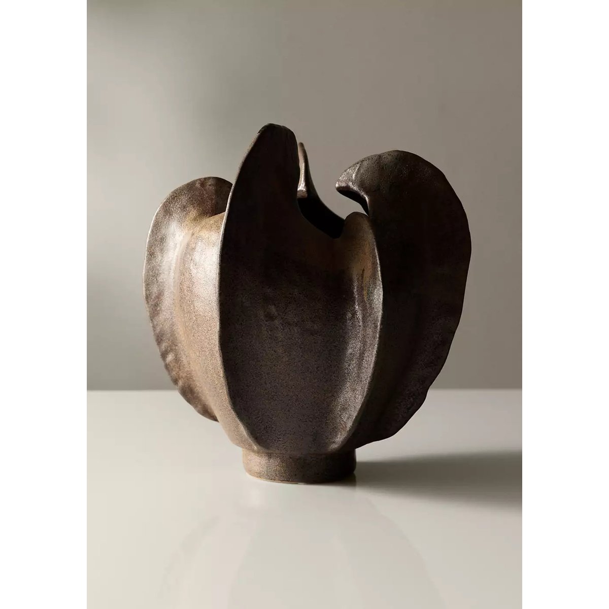 Vase bas en grès organique marron, MANGO HOME
