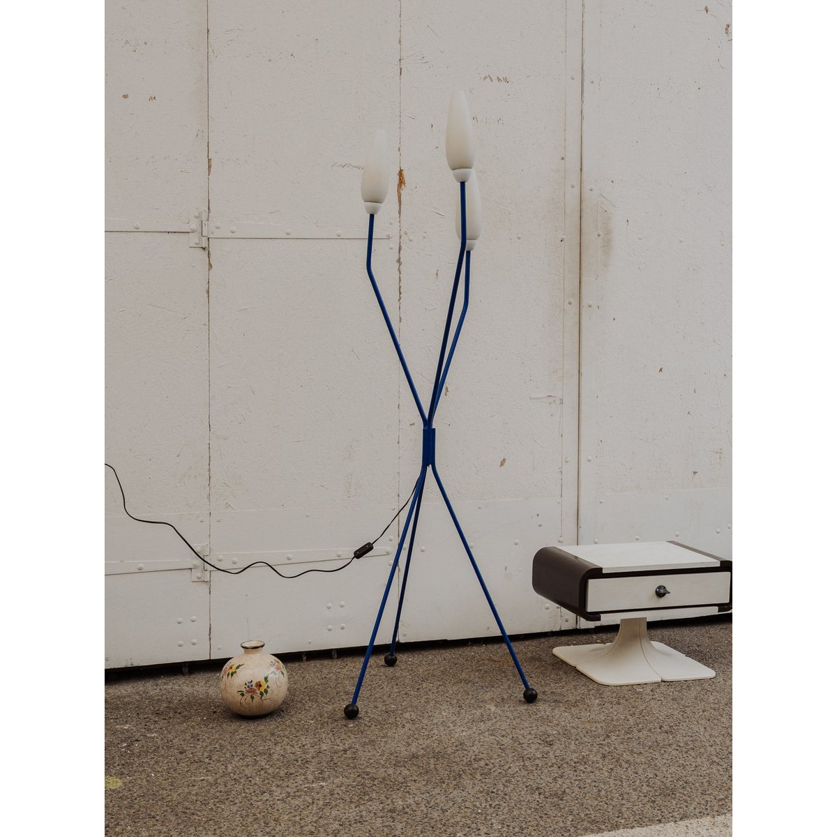 Lampadaire bleu Julien N°381 - Bon état bleu, DEBONGOUT