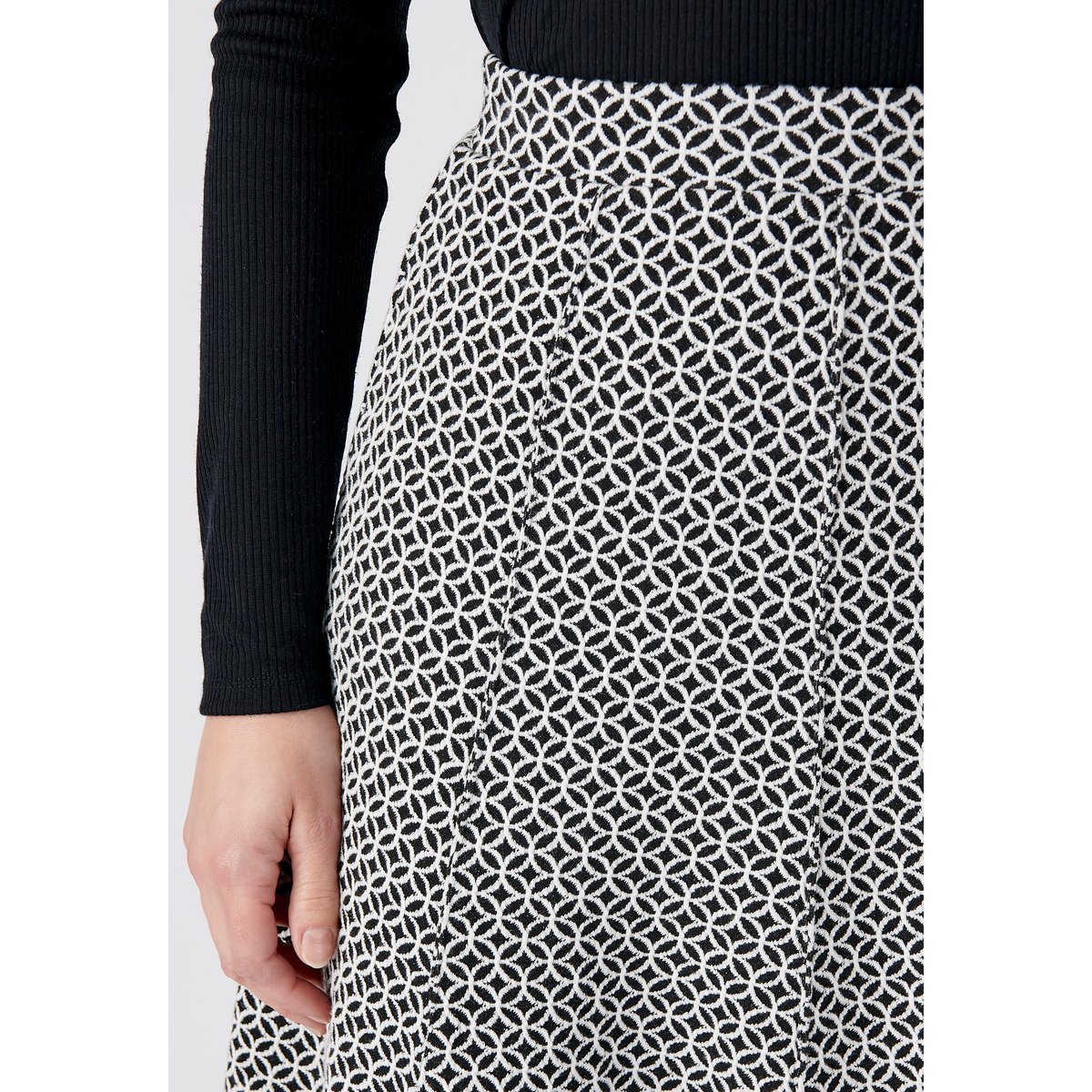 Jupe évasée maille jacquard noir géométrique, DAMART