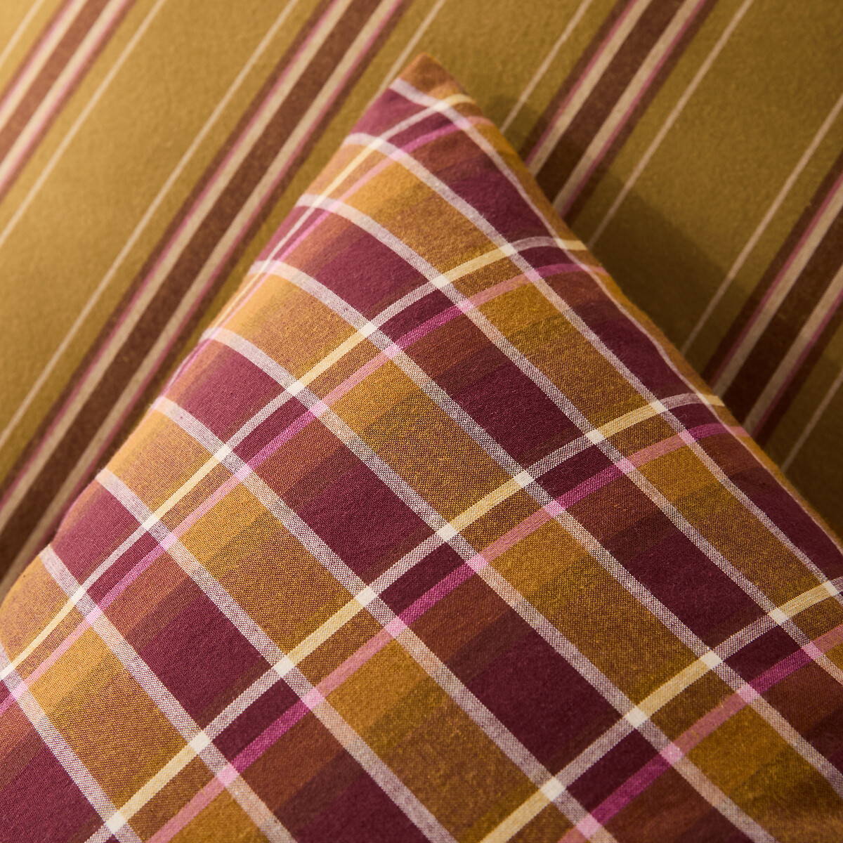 Oswald Washed Cotton Pillowcase burgundy, LA REDOUTE INTERIEURS