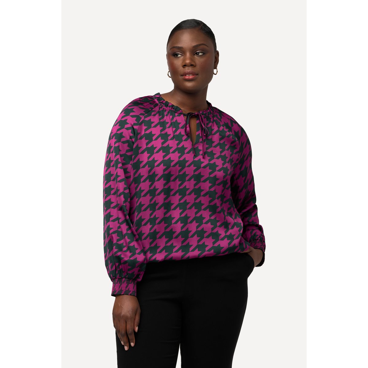 Blouse boxy en satin à col rond et manches vert nuit, ULLA POPKEN