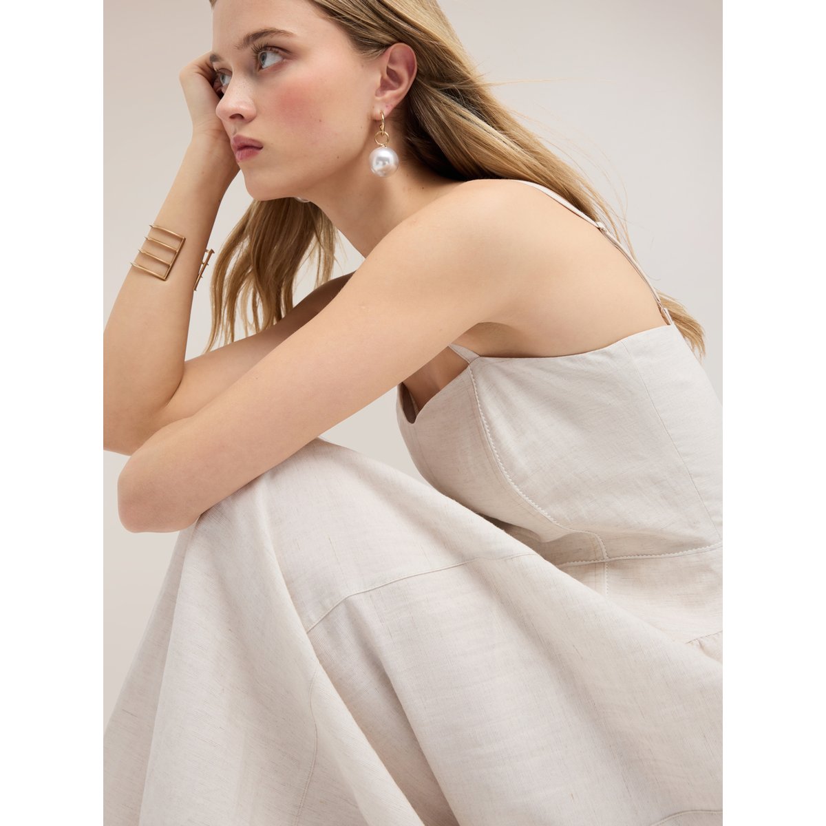 Robe longue évasée beige, MOTIVI