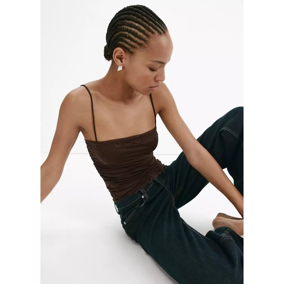 Top ajusté détail de dentelle marron, MANGO
