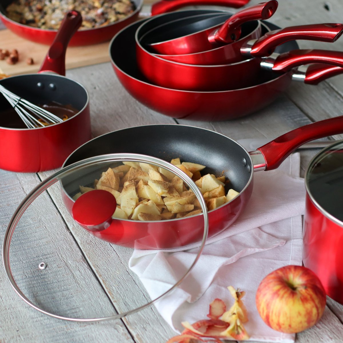 Batterie de cuisine 12 pièces en aluminium, CERISE rouge, MENASTYL