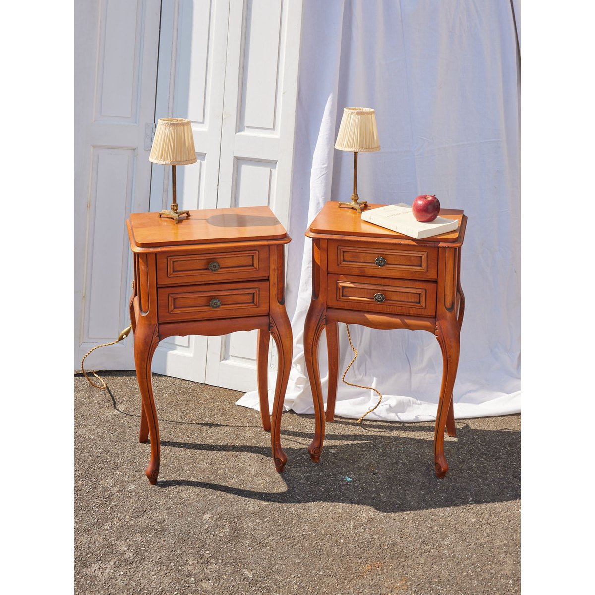 Paire de chevets ancien Odile N°1476 - Bon état bois clair, DEBONGOUT