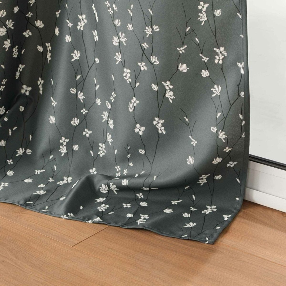 Rideau à œillets 140x260 Sakura anthracite gris foncé, DECORATIE