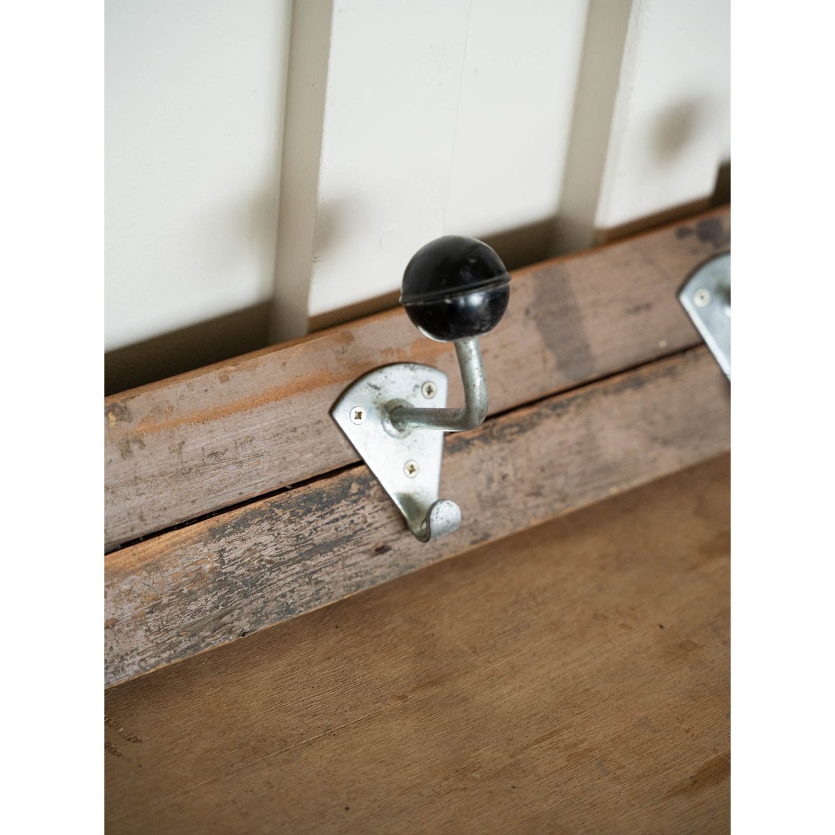 Porte-manteau de campagne en bois Max N°485 - Bon état bois foncé, DEBONGOUT