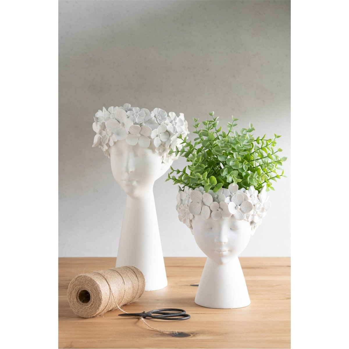 Cache-pot visage fleuri blanc, RECOLLECTION