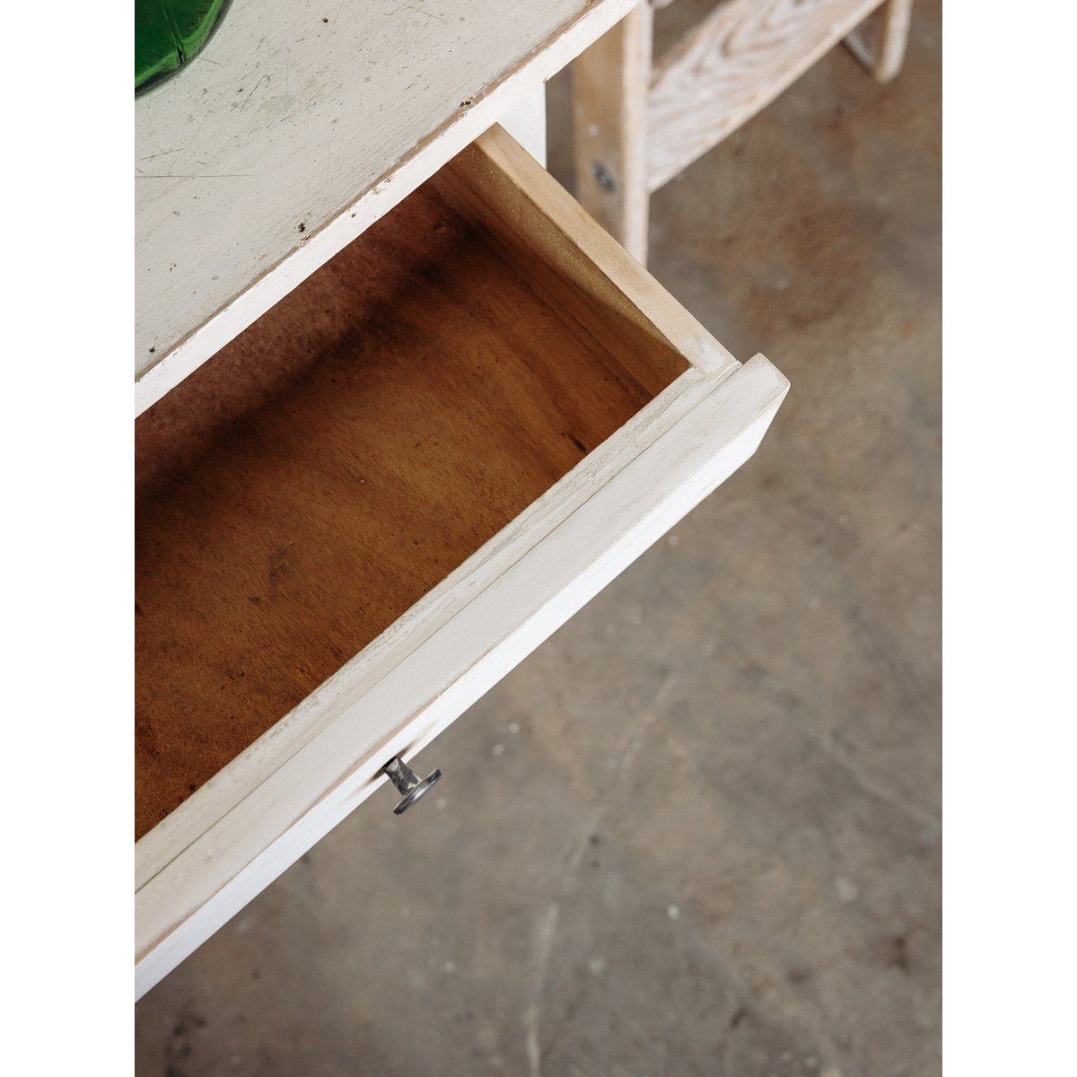 Buffet en bois Gilbert N°67 - Bon état blanc, DEBONGOUT