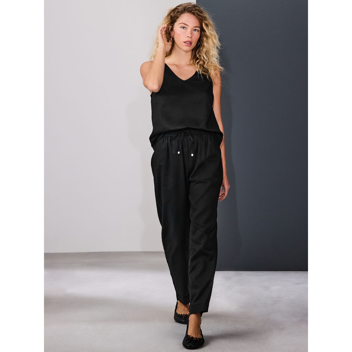 Pantalon fuselé à enfiler en lin mélangé noir, NEXT