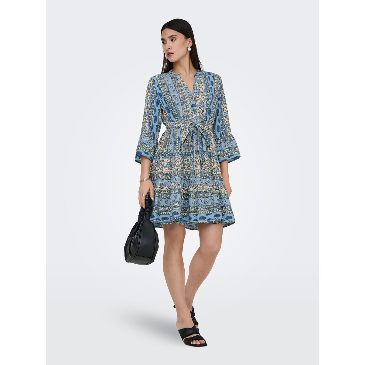 Robe cloud dancer 1, ONLY