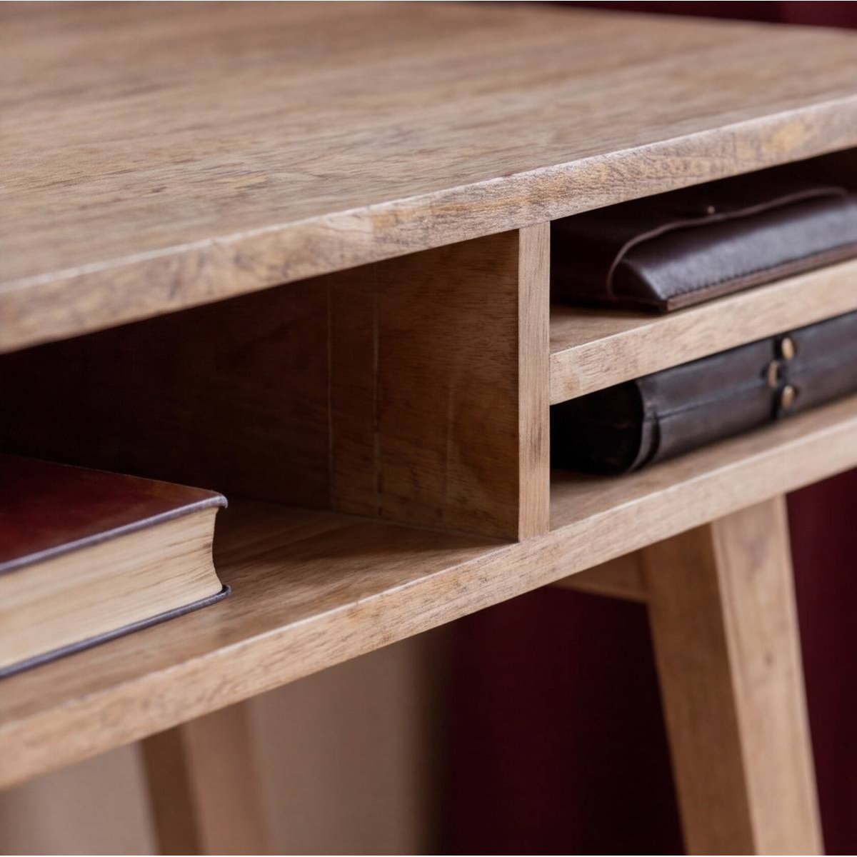 Bureau en bois de manguier AURILA bois clair, MADE IN MEUBLES