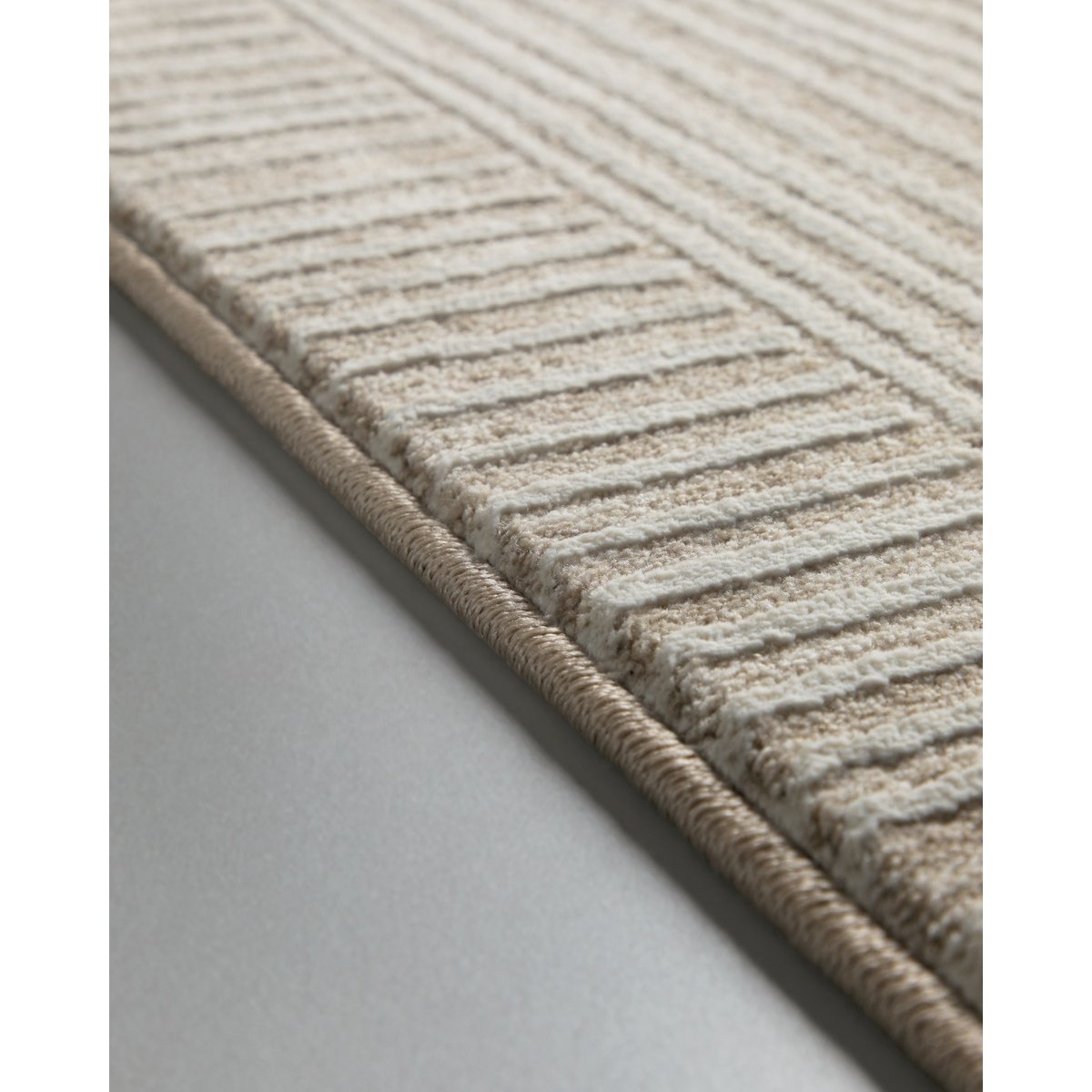 WECONhome Raymond par Esprit, tissé machine, tapis poils courts, motif rayé avec effet relief, certifié OEKO-TEX® , Raymond beige multicolore, ESPRIT