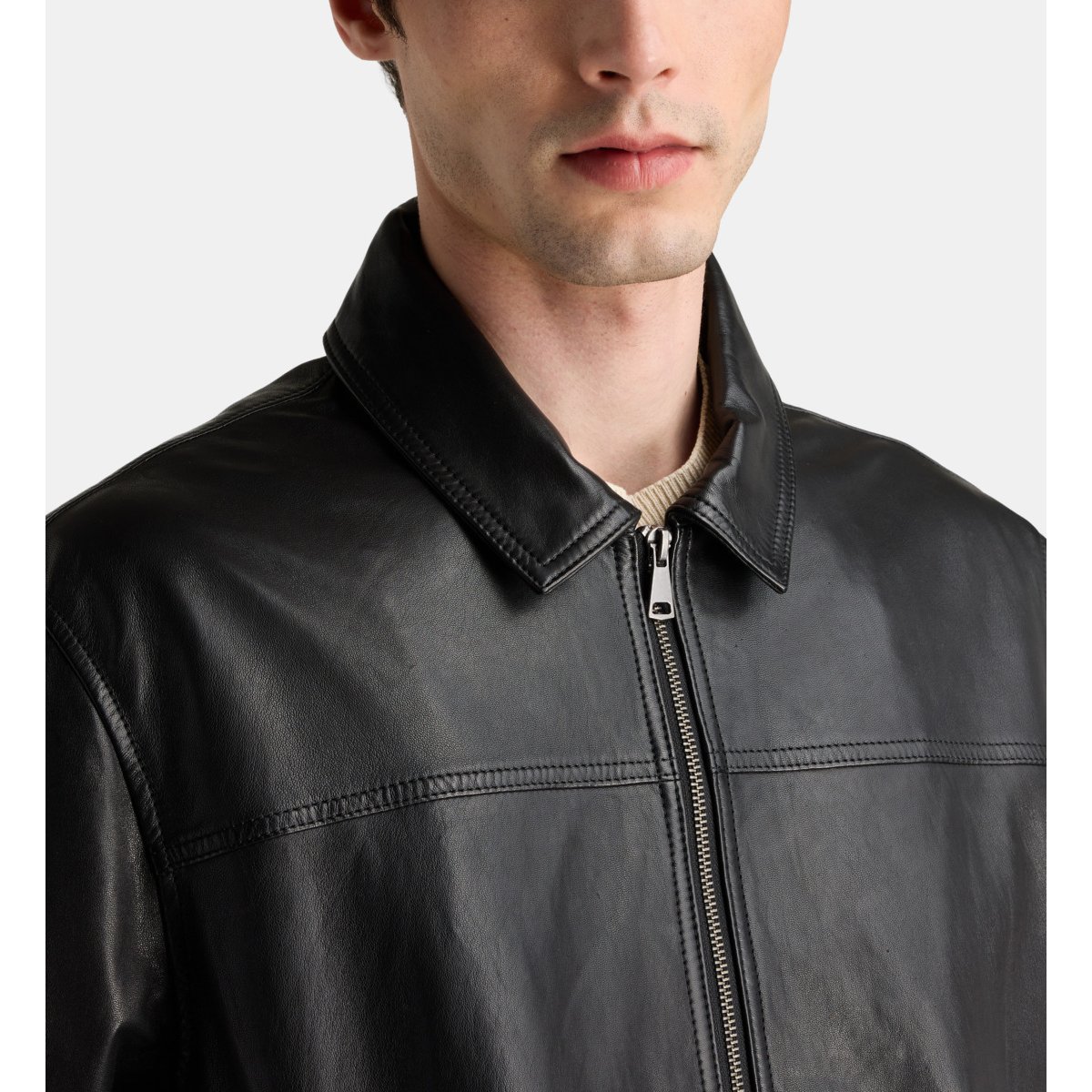 Blouson droit neather en cuir noir, GALERIES LAFAYETTE
