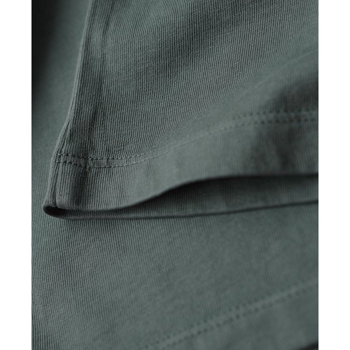 Haut droit brodé Micro Logo vert baumier, SUPERDRY