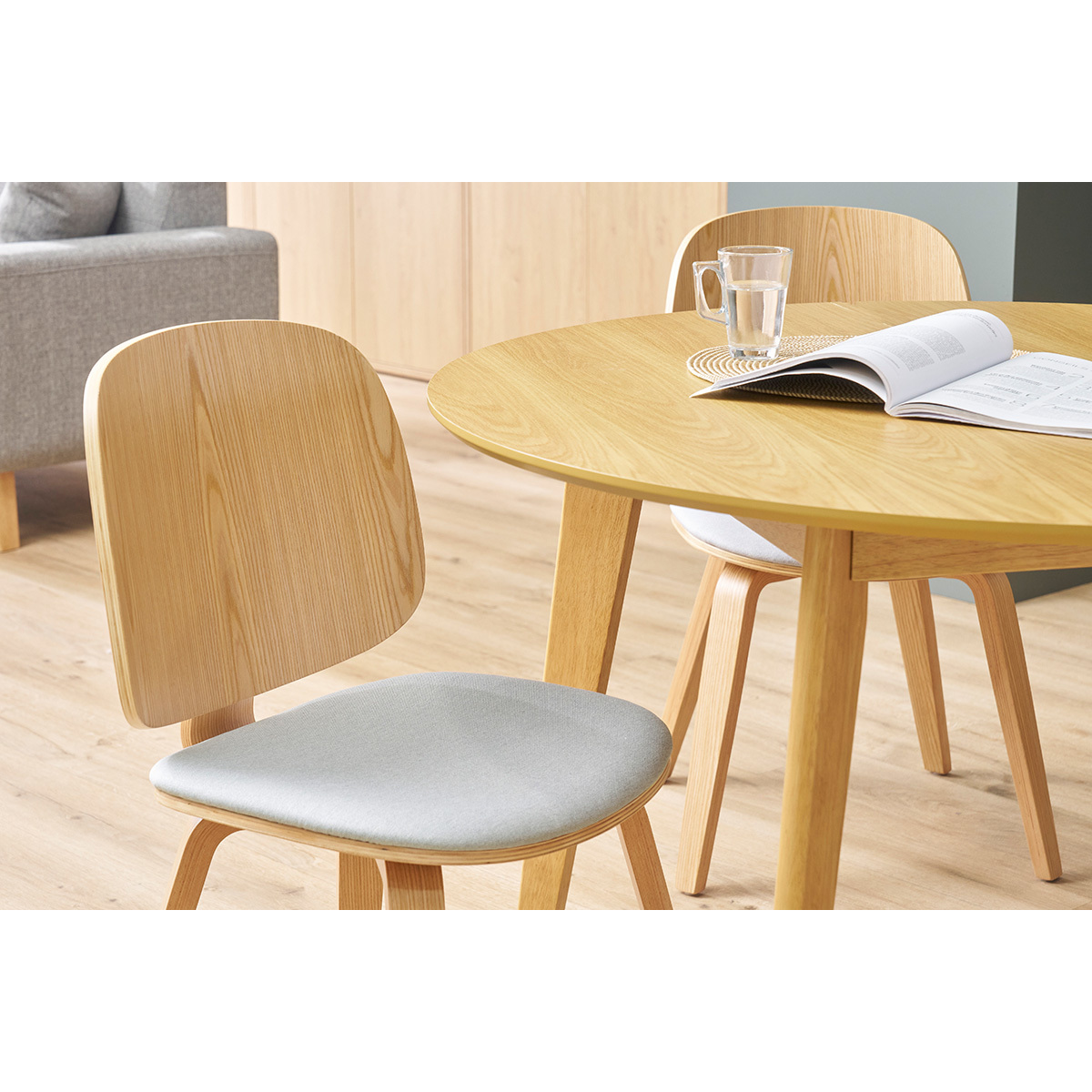 Chaises scandinaves en bois (lot de 2) BECK gris clair, MILIBOO