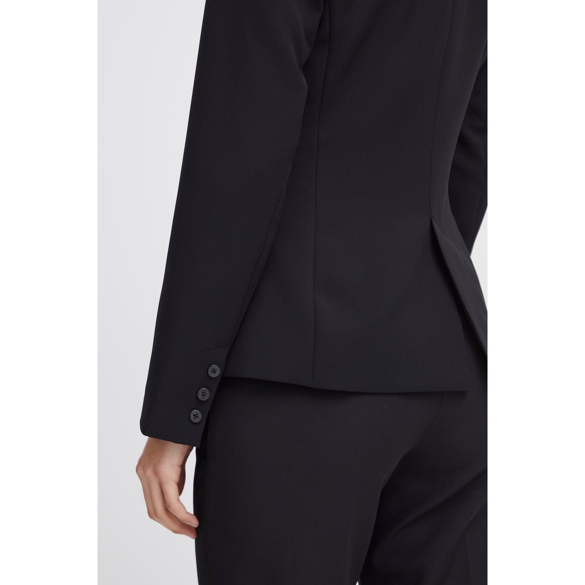 Blazer noir, ICHI