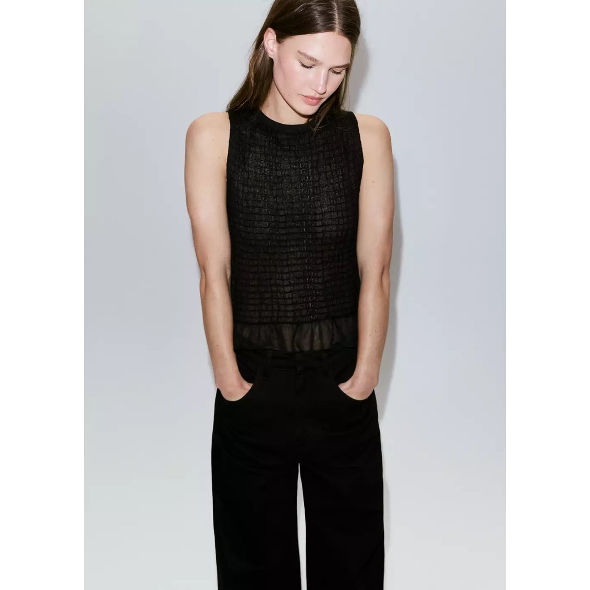 Top froncé semi-transparent noir, MANGO