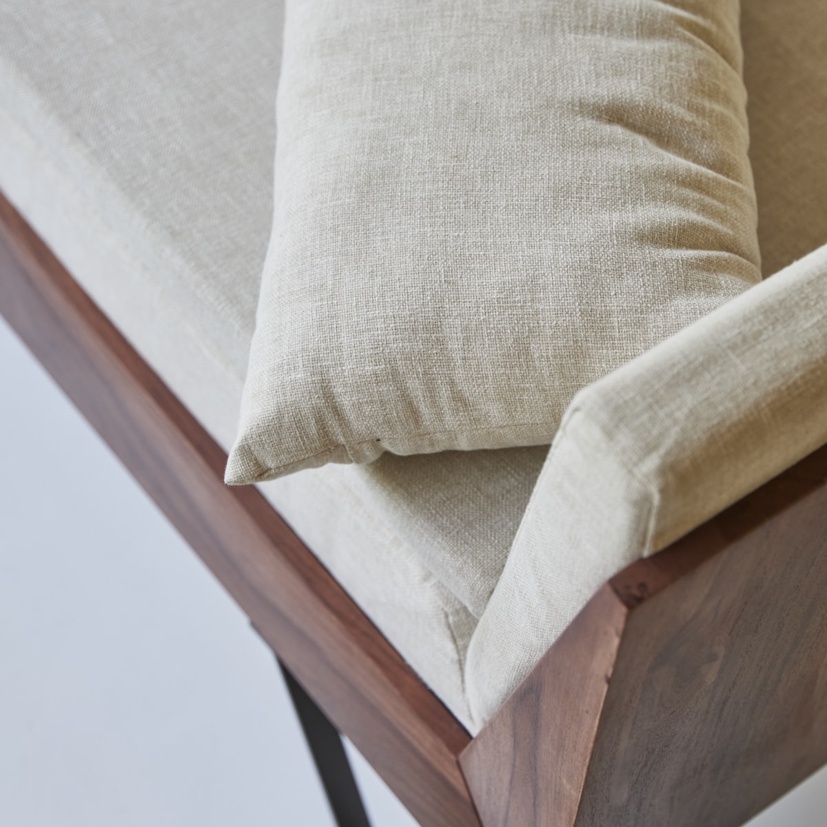 Canapé droit en Tissu massif, METRIC beige, TIKAMOON