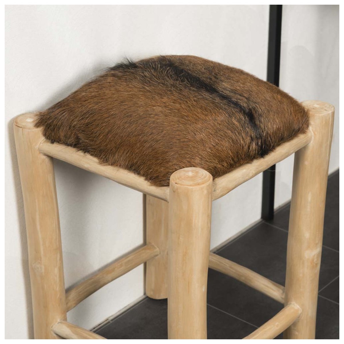 Tabouret en bois LODGE naturel, WANDA COLLECTION