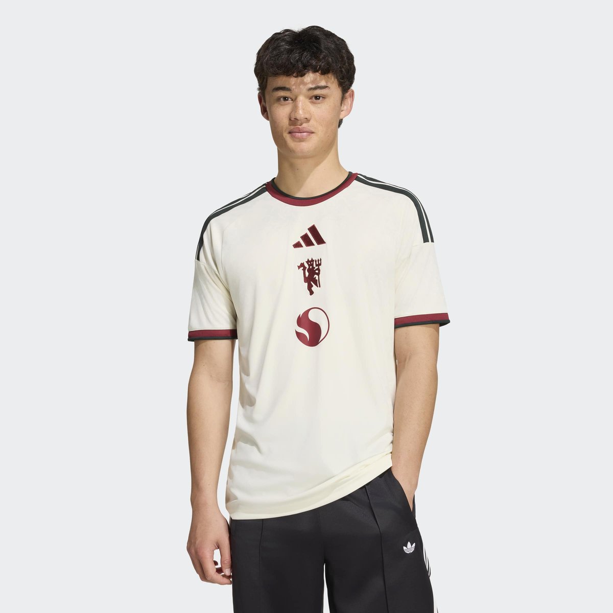 Maillot Third Manchester United 26/27 Maillot Third Manchester United 26/27 ivory, adidas Performance