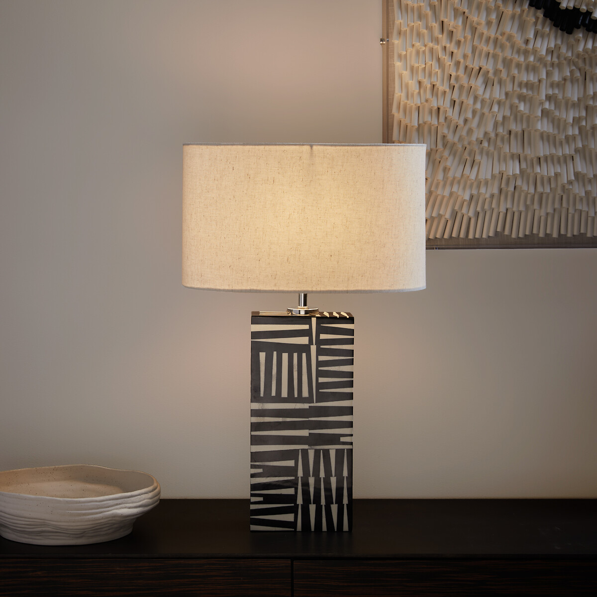 Lampe à poser en résine noir et blanc, Kucha noir/blanc, AM.PM