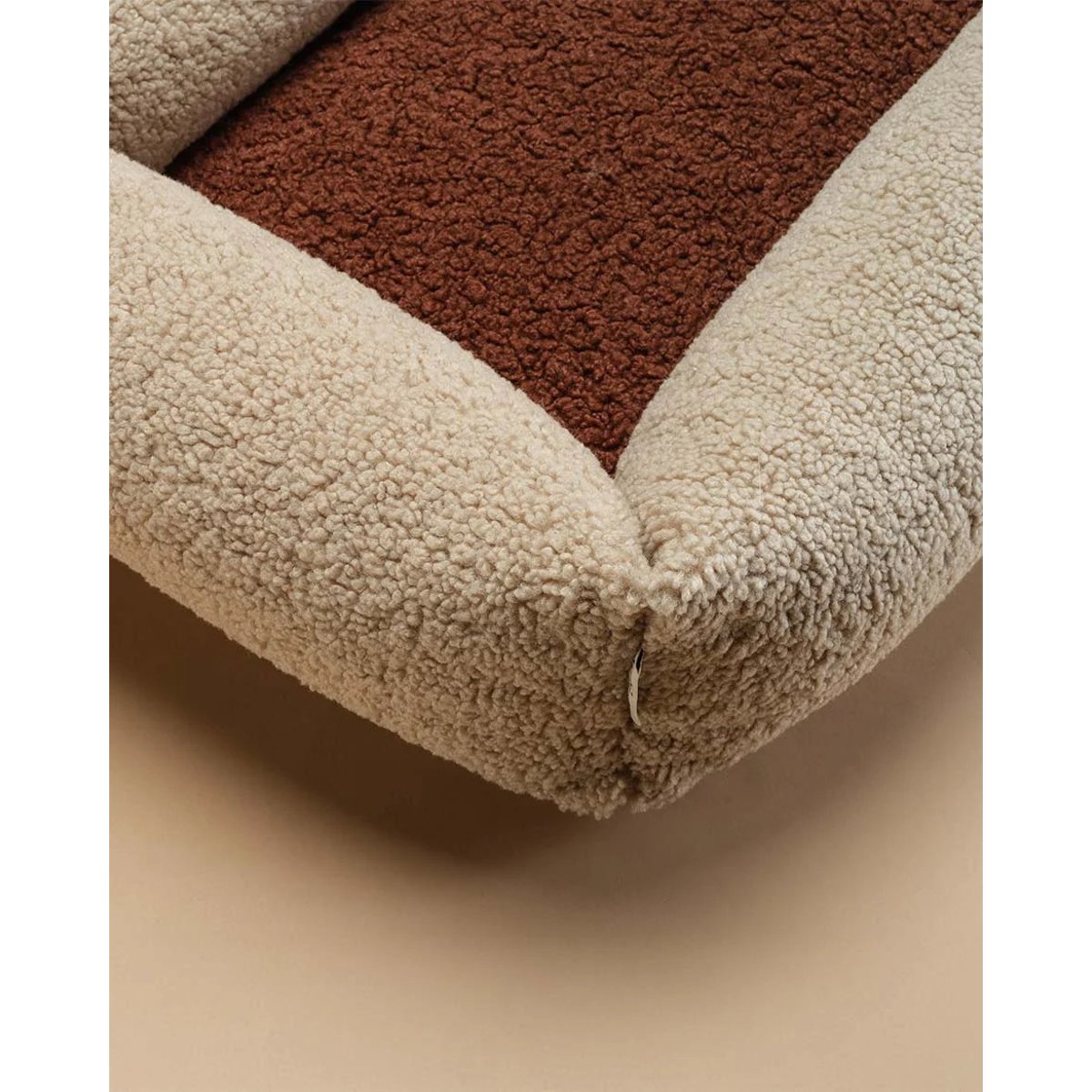 Lit douillet pour animaux M en Teddy biscuit, WIGIWAMA