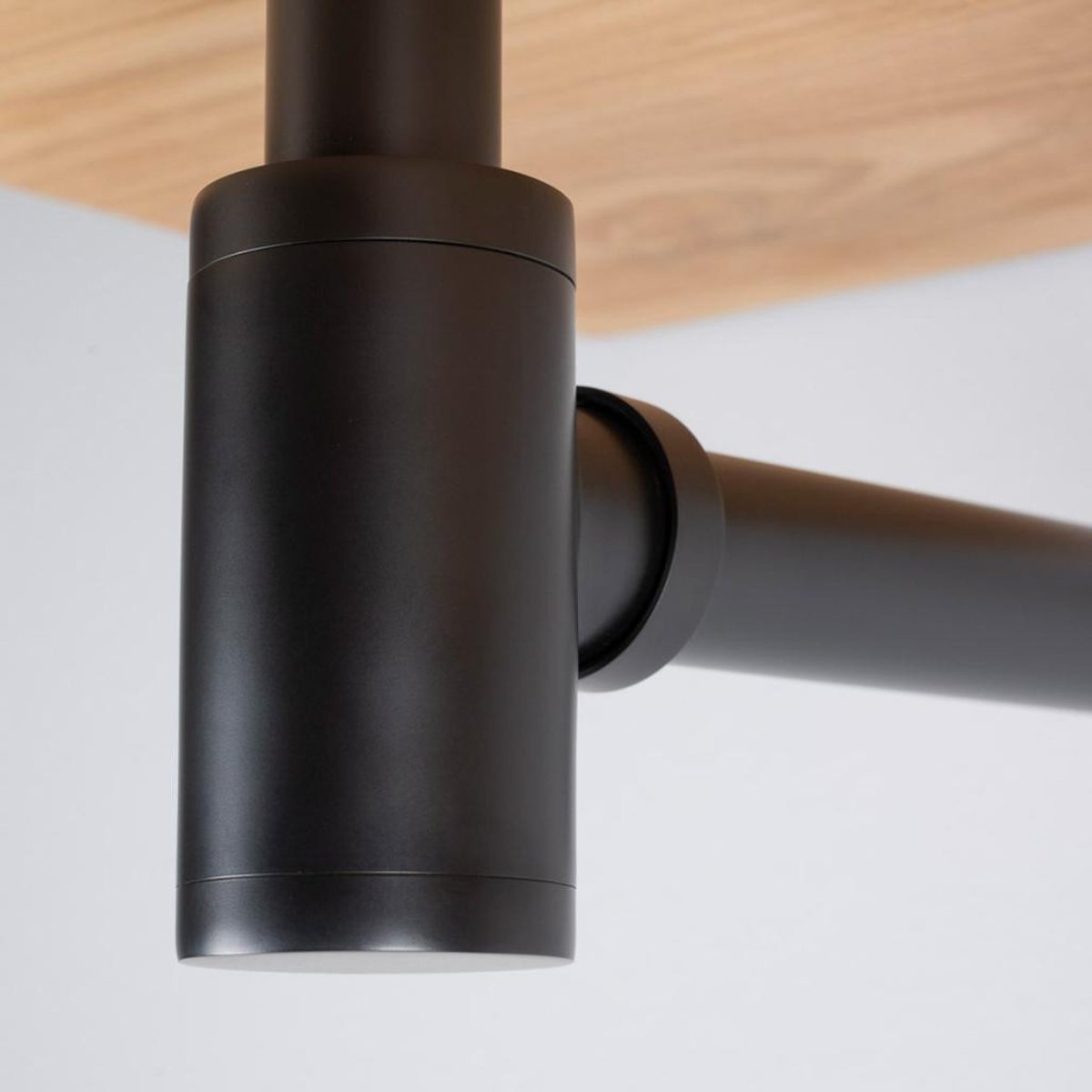 Siphon rond cylindrique noir, WANDA COLLECTION