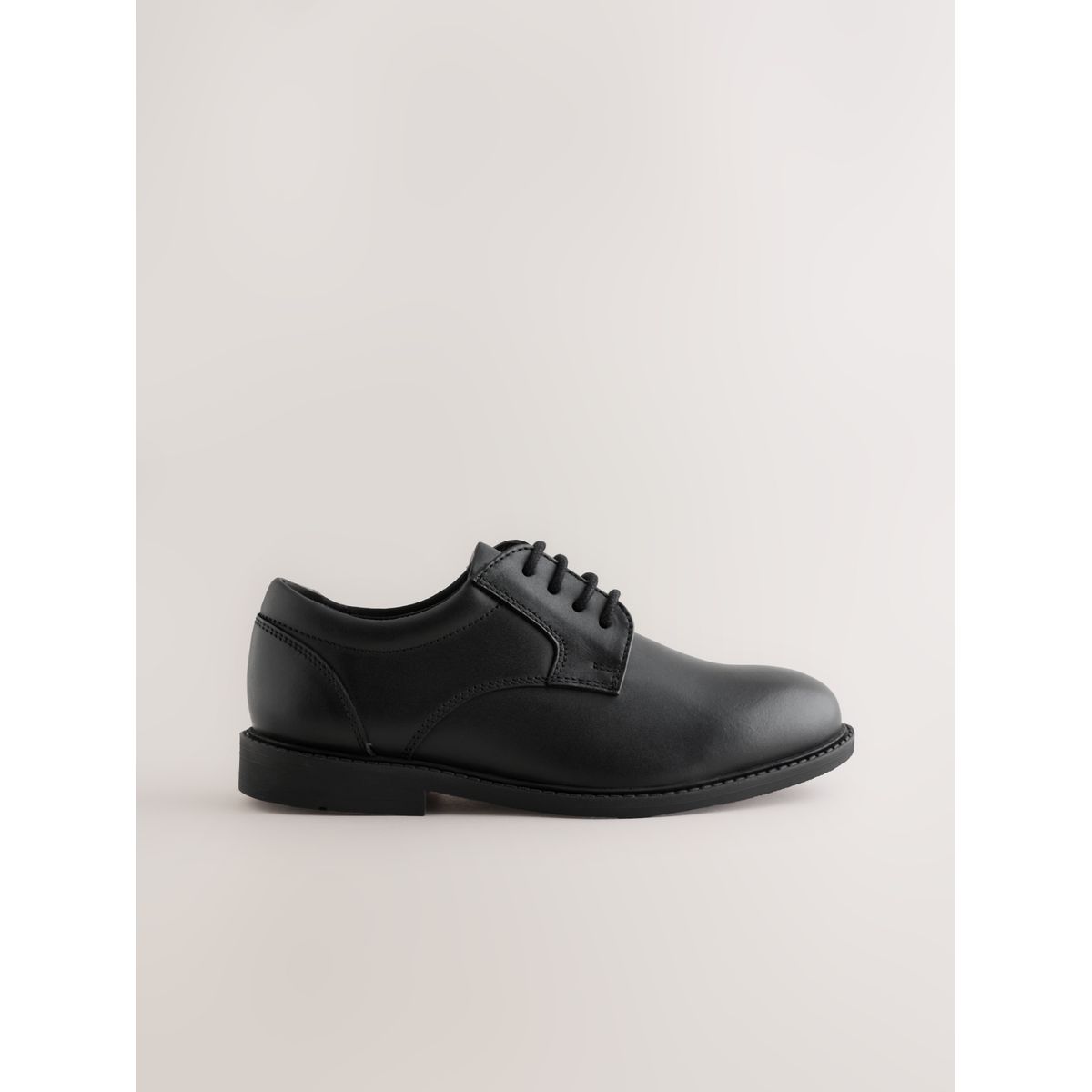 Chaussures d’école à lacets en cuir noir, NEXT