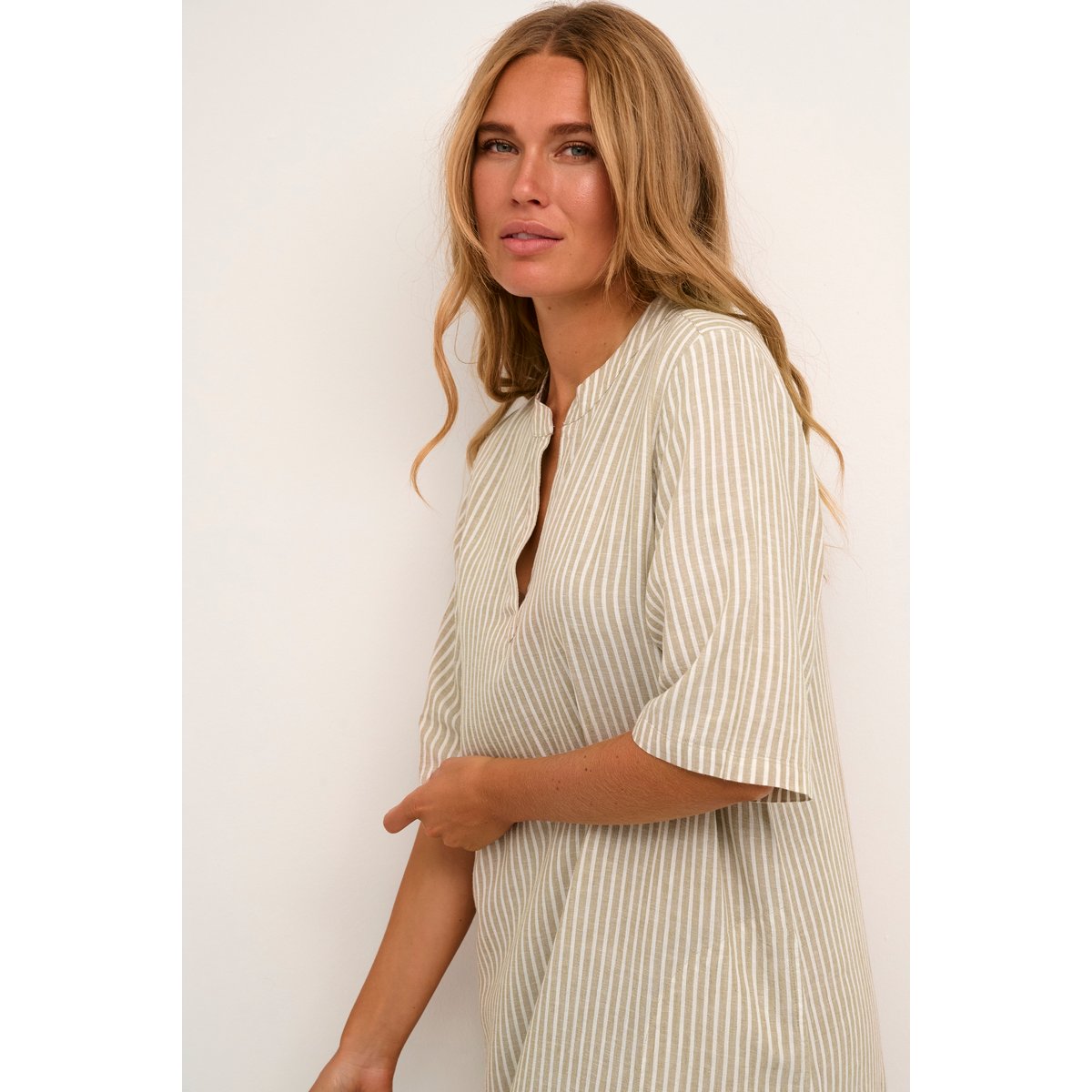 Robe beige/blanc rayures chinchilla/chalk stripe, KAFFE