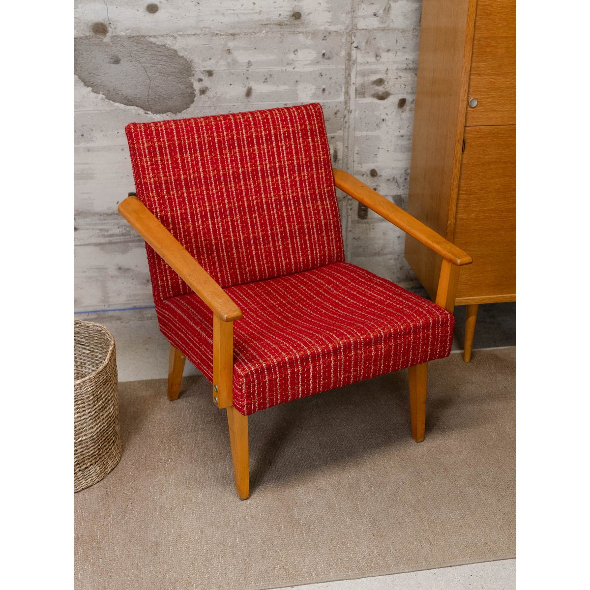 Fauteuil en tweed rouge Jakob N°1243 - Bon état rouge, DEBONGOUT