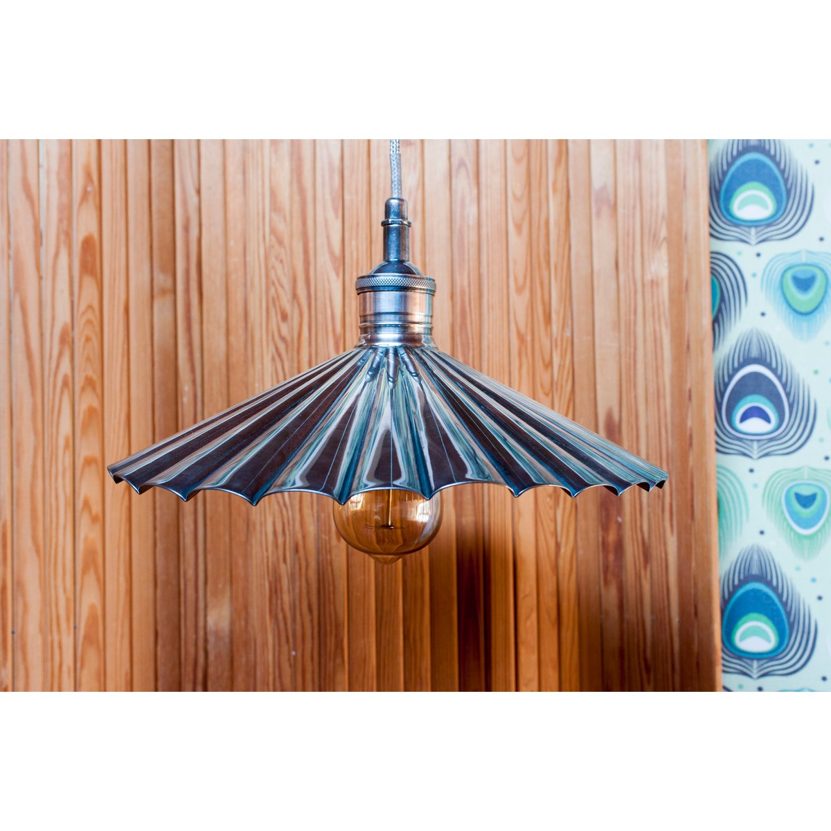 Suspension en laiton cannelé JADE argent, PRODUIT INTERIEUR BRUT