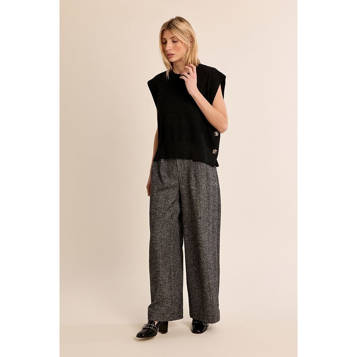 Pull girocollo senza maniche, dettagli bottoni antracite, MOLLY BRACKEN