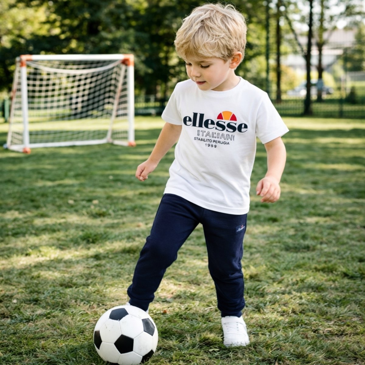 Lot de 2 t-shirts manches courtes et pantalon de jogging TEAM bleu marine, ELLESSE