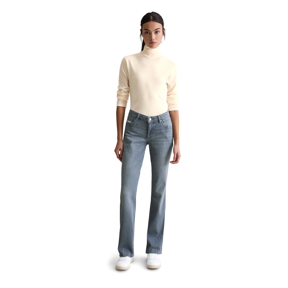 Jeans modèle Nella bootcut en coton bio stretch bleu clair, MARC O’POLO DENIM