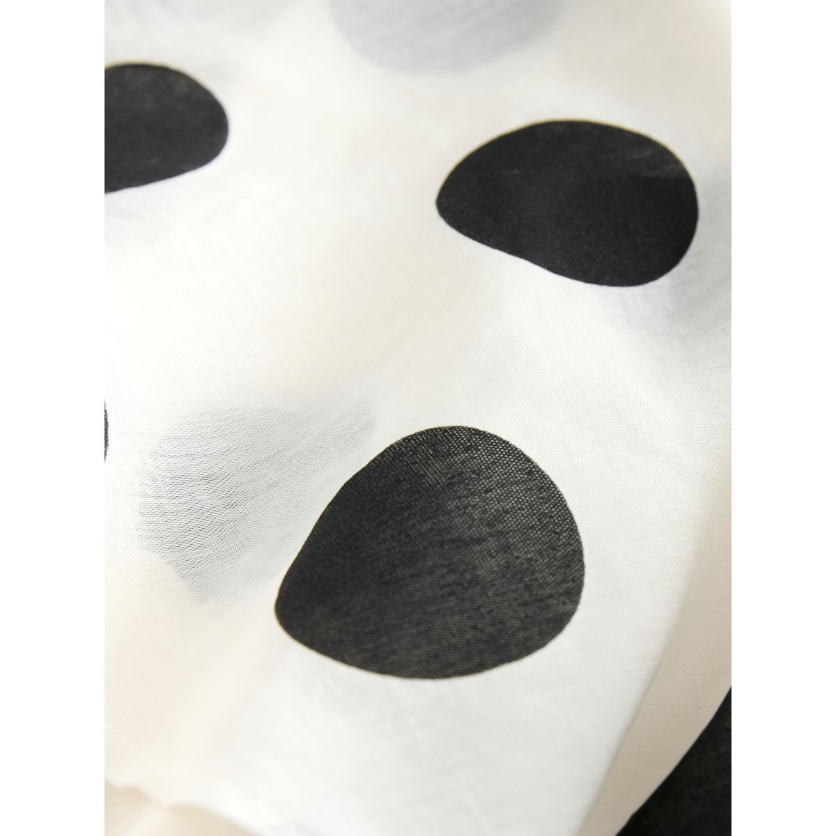 Robe midi de cérémonie à col v et volants crème et noir à pois, NEXT
