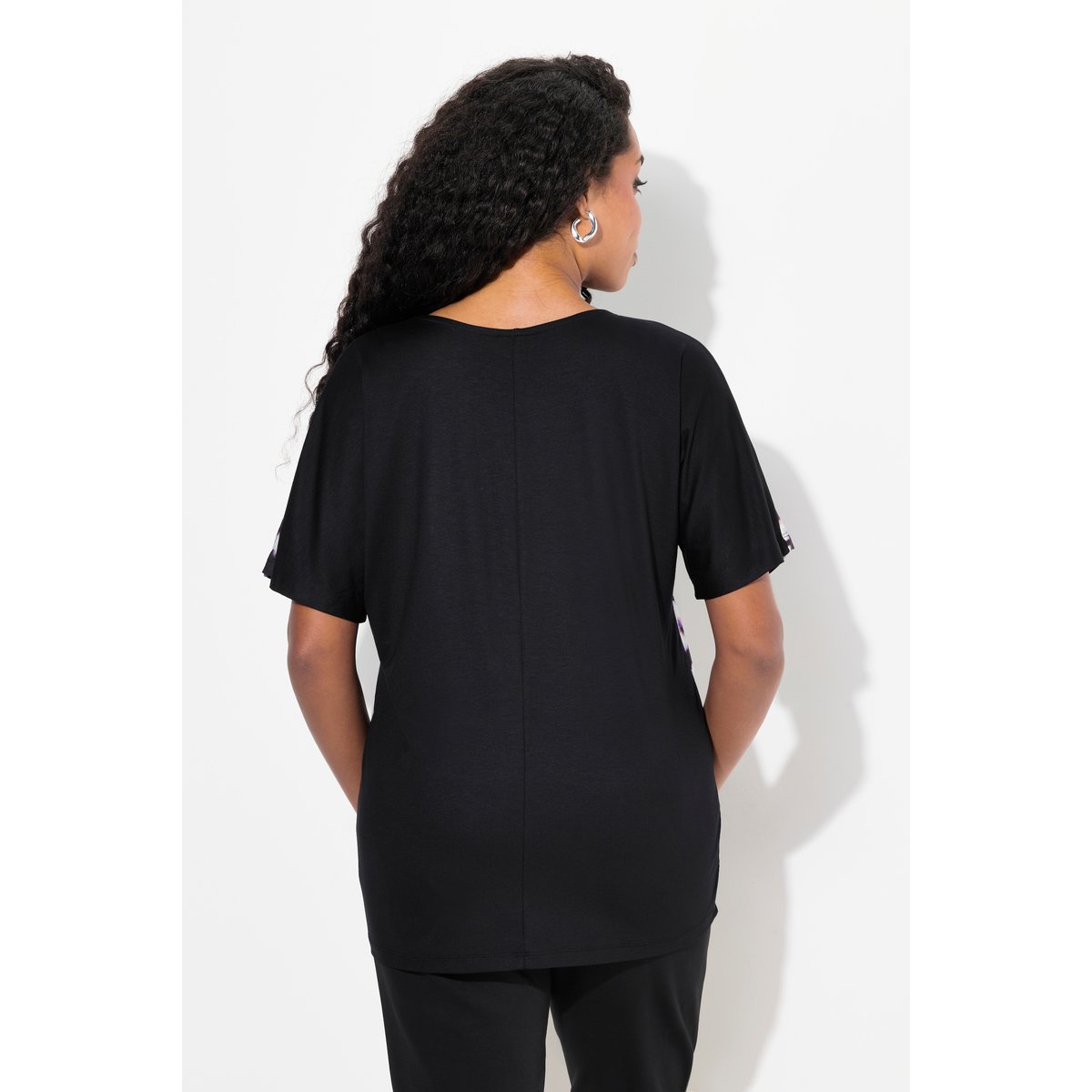 Blouse à motif batik noir, ULLA POPKEN