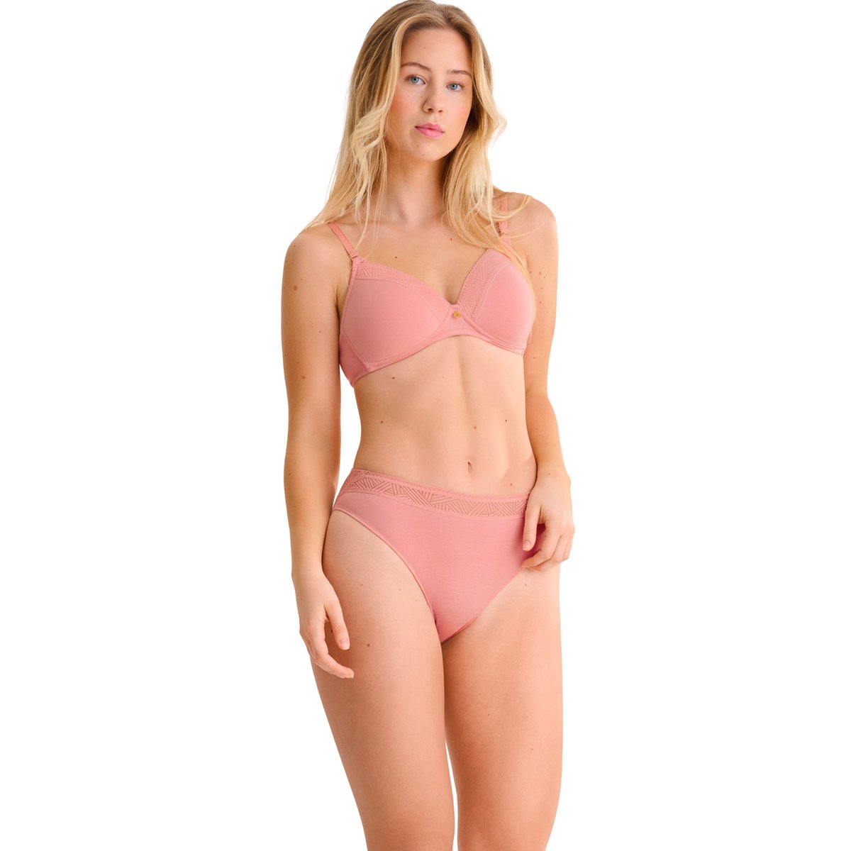 Soutien-gorge préformé sans armatures RIA rose, LISCA